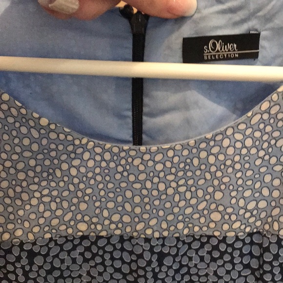 Dress - Picture 3 of 4